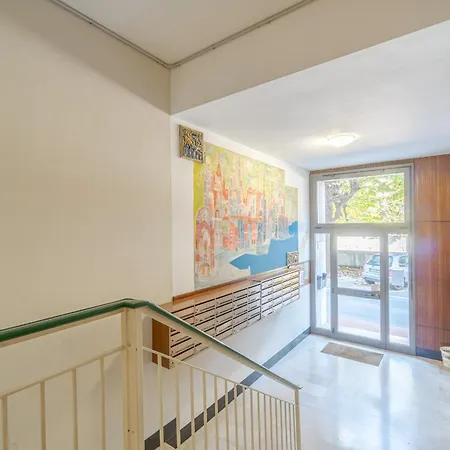 Guesthost - Vega Flat Daire